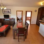 Komljen Daire *